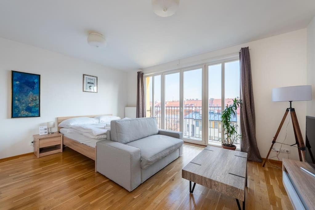 Sunny Safron Apartment Praha Exteriér fotografie